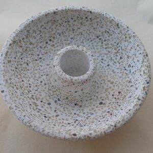 Suport Lumânare Terrazzo – design sustenabil, detaliu cu personalitate