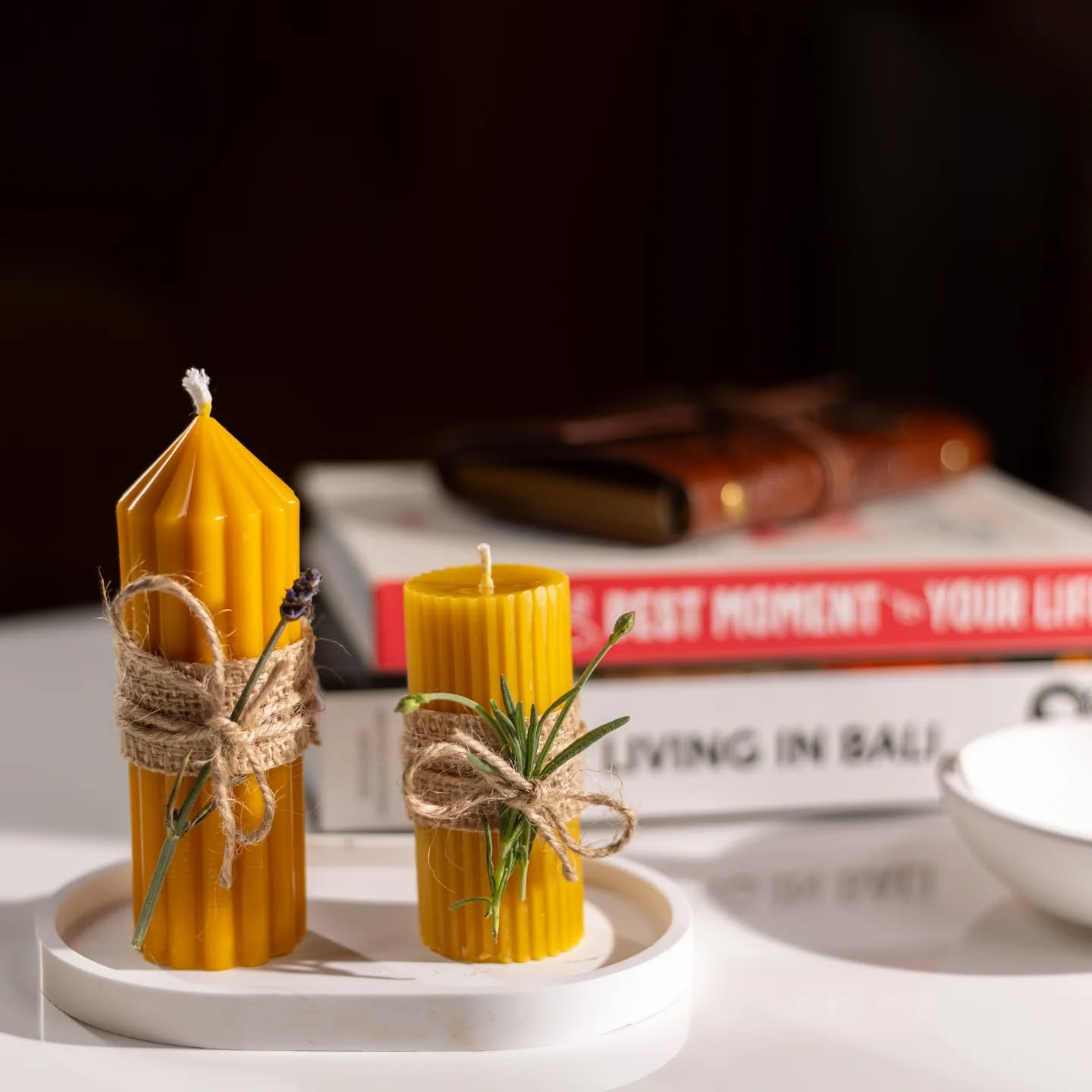 Tăviță Albă – minimalism cu gust, creat pentru liniște vizuală - imagine 2